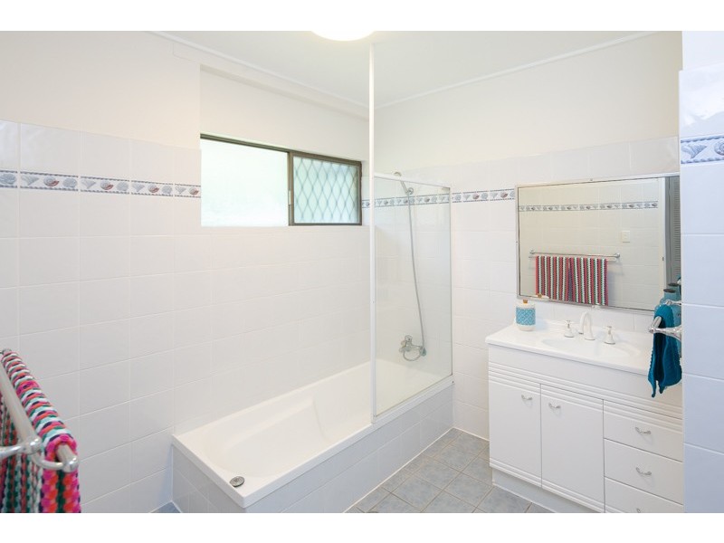 37 Woodlands Drive, Thornlands QLD 4164