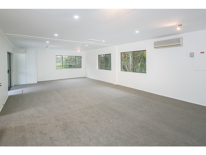 37 Woodlands Drive, Thornlands QLD 4164