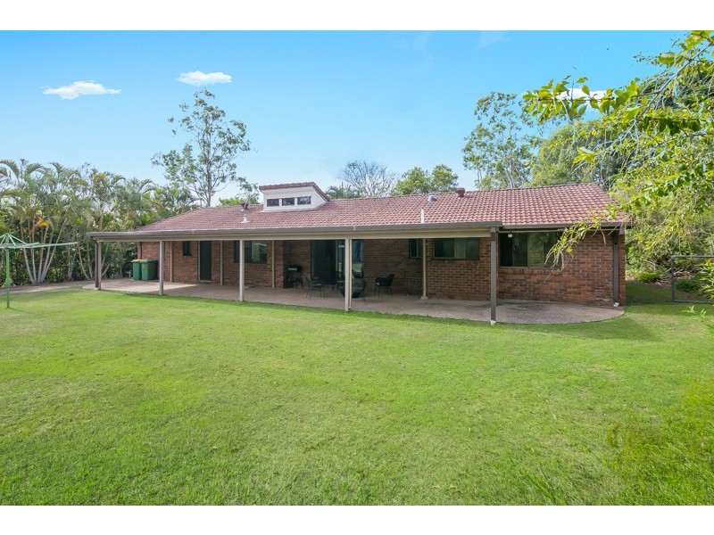 37 Catherine St, Birkdale QLD 4159