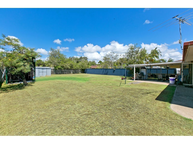 19 Anita Street, Redland Bay QLD 4165
