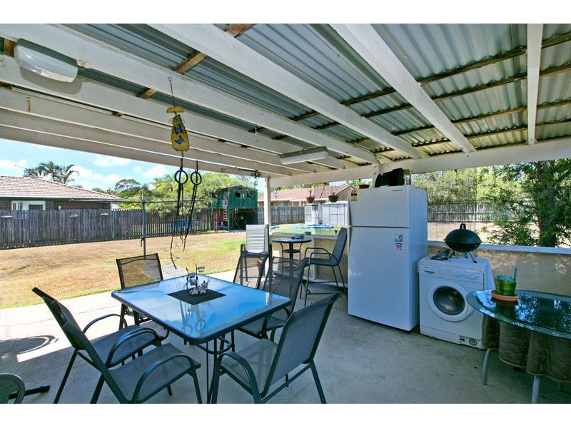 19 Anita Street, Redland Bay QLD 4165