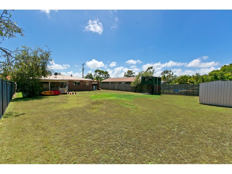 19 Anita Street, Redland Bay QLD 4165