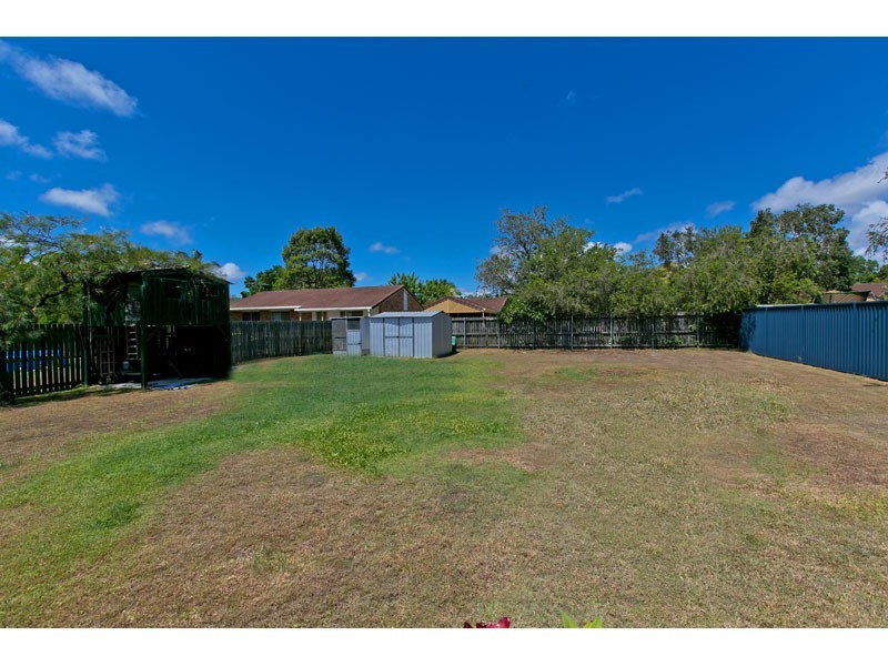 19 Anita Street, Redland Bay QLD 4165