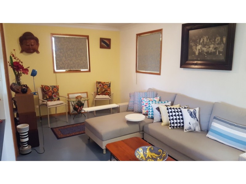 2 Heath Street, Macleay Island QLD 4184