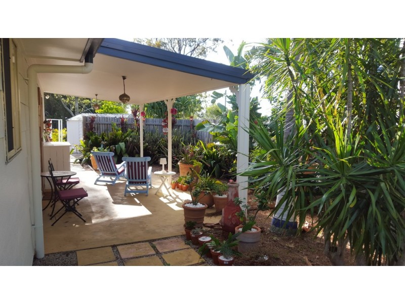 2 Heath Street, Macleay Island QLD 4184