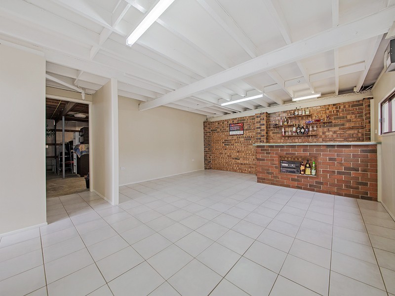 2 Lake View Drive, Thornlands QLD 4164