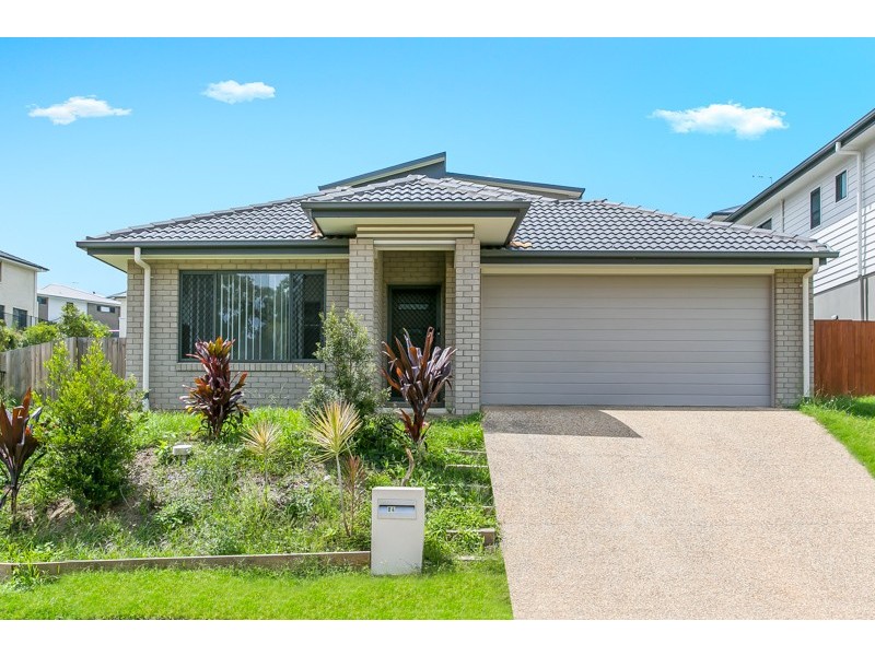 84 Pioneer Drive, Kuraby QLD 4112