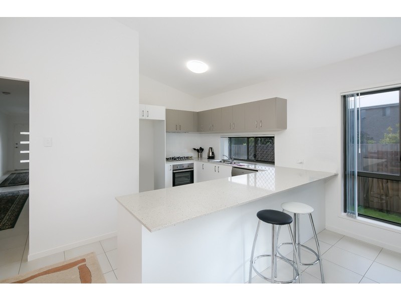 84 Pioneer Drive, Kuraby QLD 4112