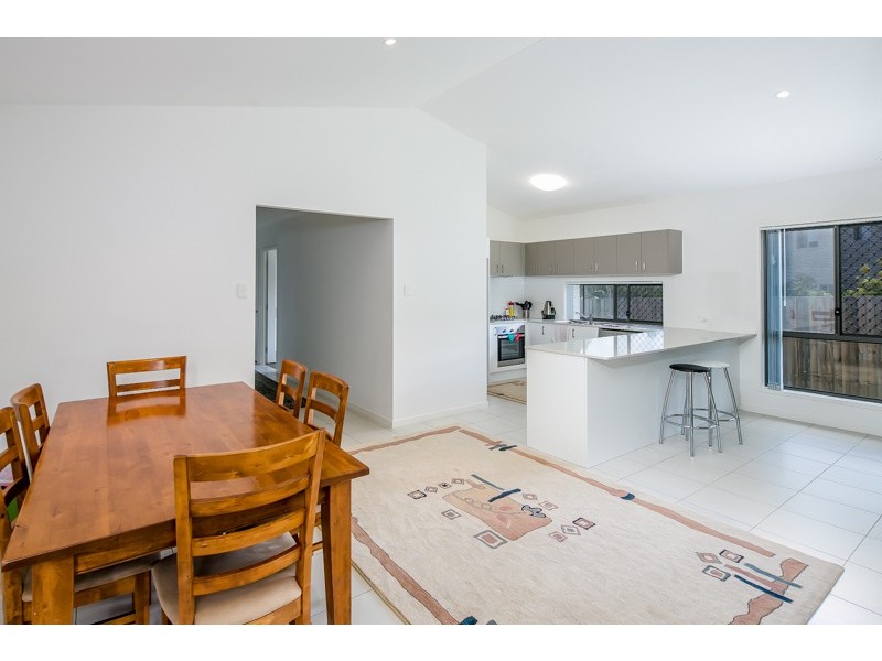 84 Pioneer Drive, Kuraby QLD 4112