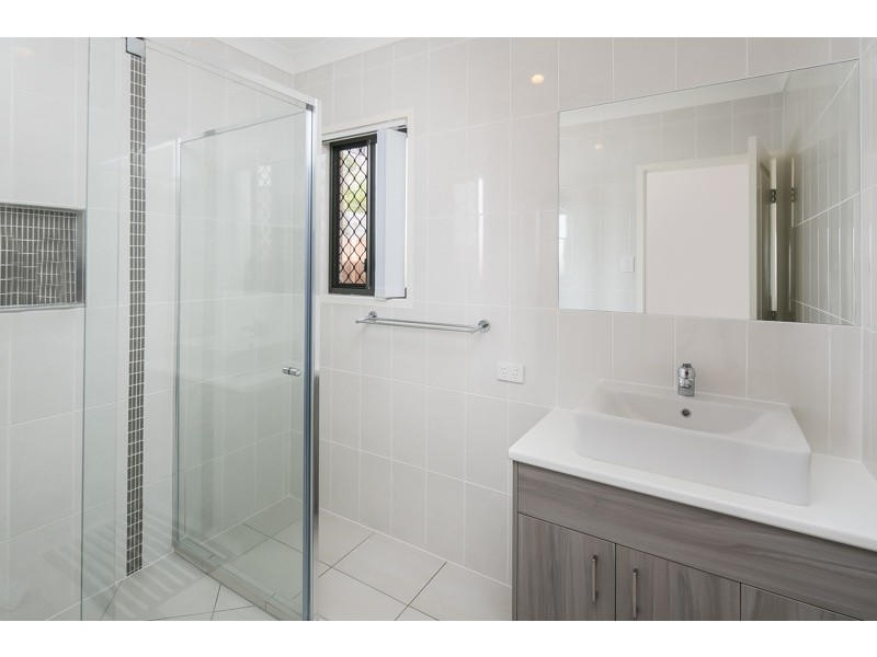 84 Pioneer Drive, Kuraby QLD 4112