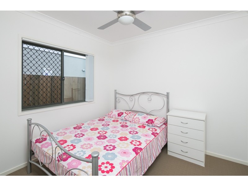 84 Pioneer Drive, Kuraby QLD 4112