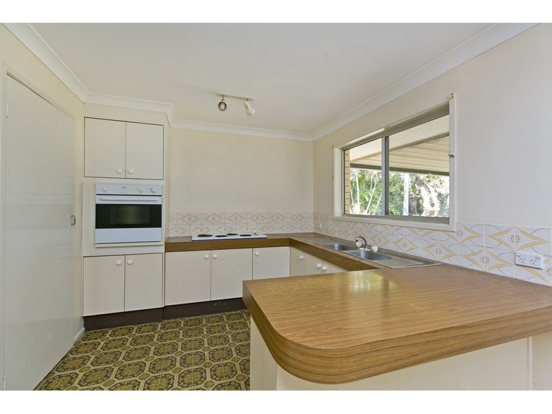 3 Angela Crescent, Cleveland QLD 4163