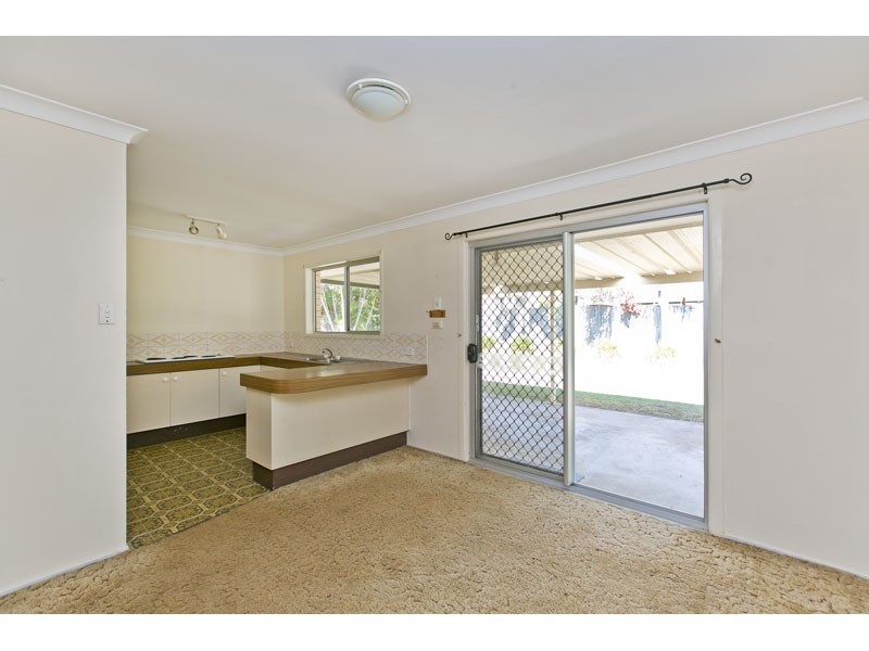 3 Angela Crescent, Cleveland QLD 4163