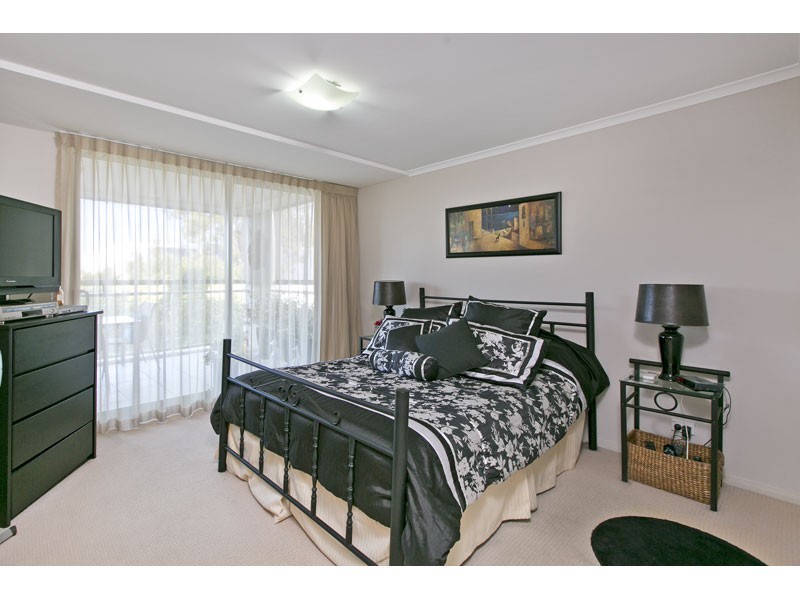 8/141 Shore Street West, Cleveland QLD 4163