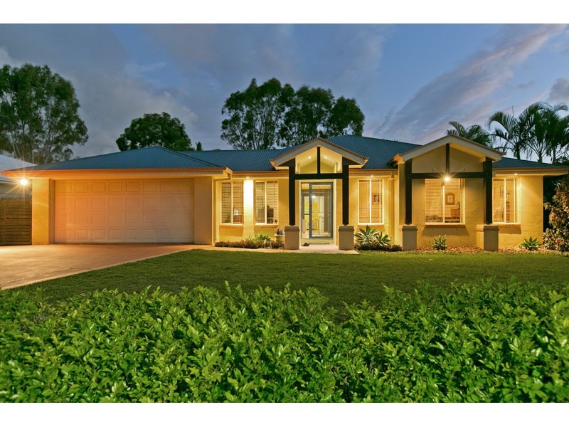1 Cedarview Place, Wellington Point QLD 4160