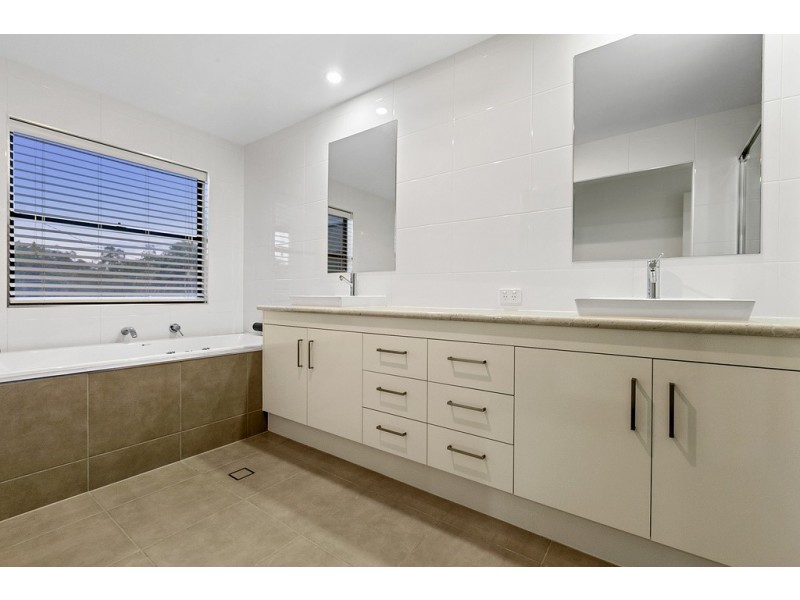 7 Tascon Street, Ormiston QLD 4160