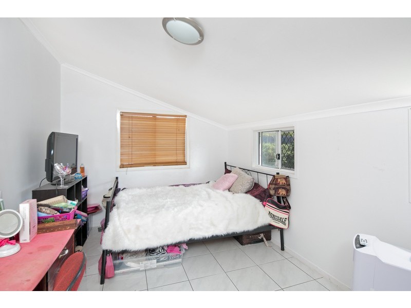 242 Finucane Road, Alexandra Hills QLD 4161