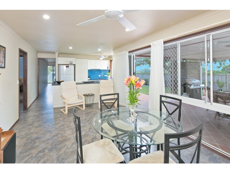 35 Radius Street, Wynnum QLD 4178