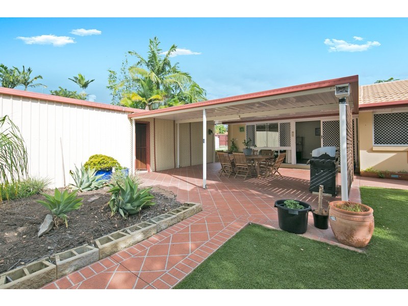 35 Radius Street, Wynnum QLD 4178