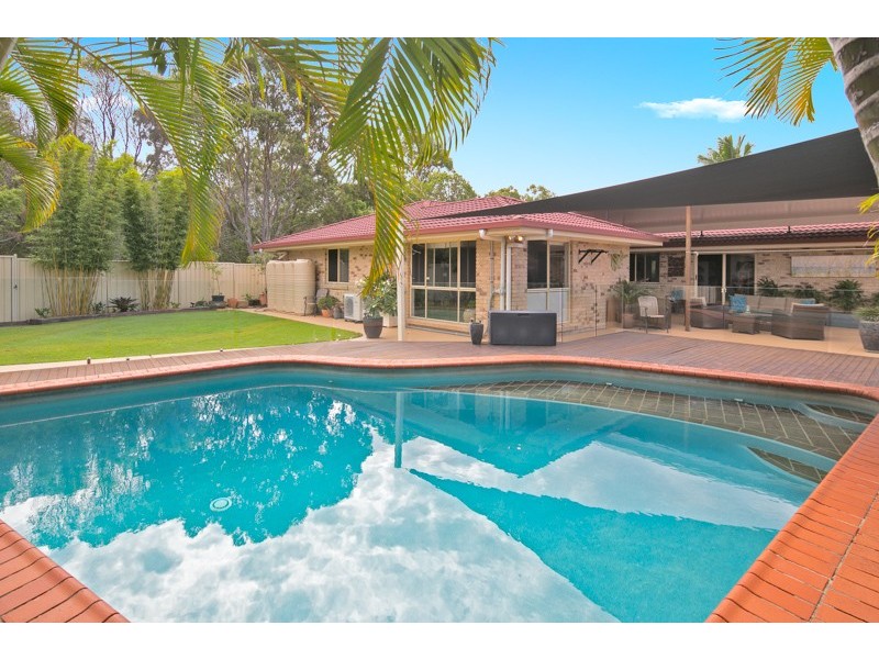 4 Comic Court, Wellington Point QLD 4160