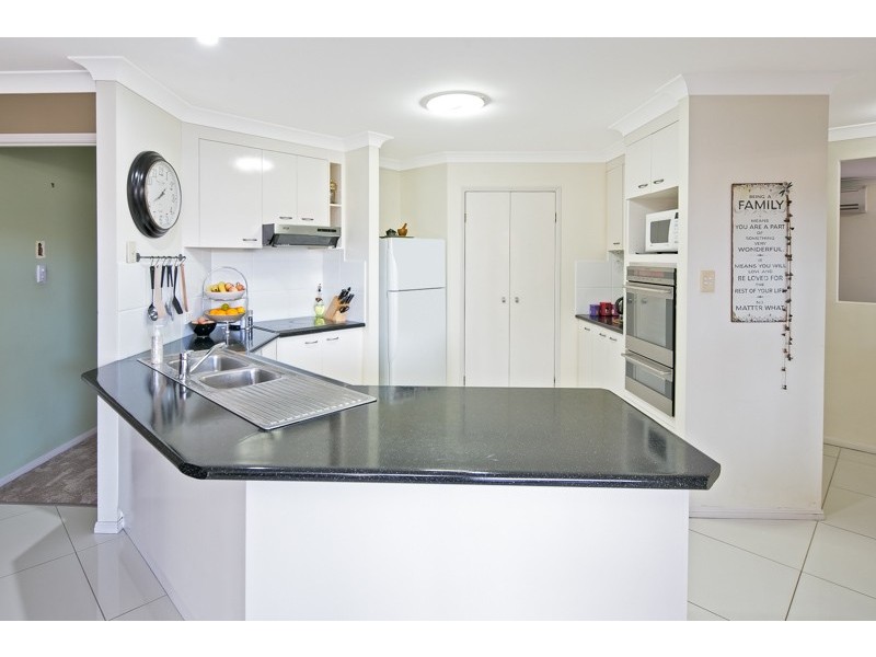 4 Comic Court, Wellington Point QLD 4160