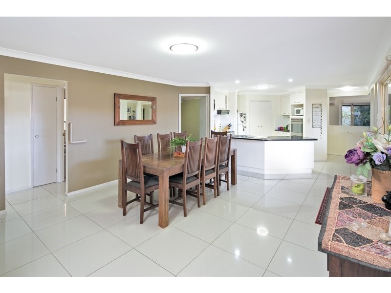 4 Comic Court, Wellington Point QLD 4160