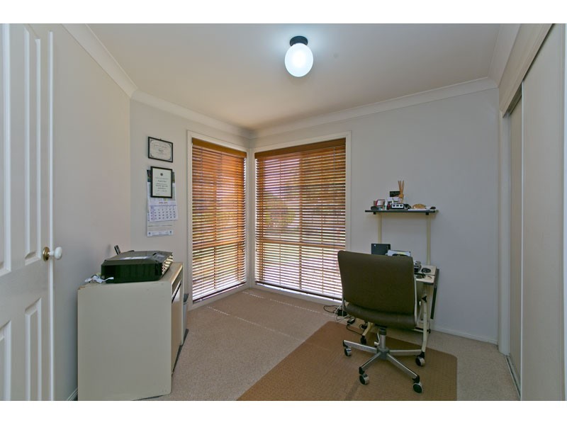 21 Lewis Place, Manly West QLD 4179