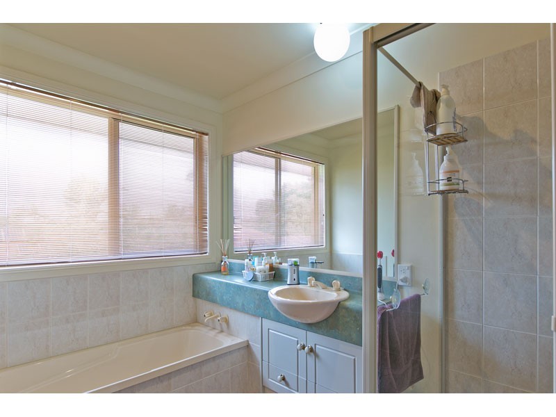 21 Lewis Place, Manly West QLD 4179