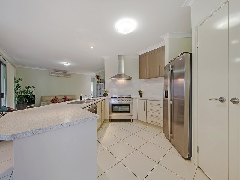 18 Minetta Street, Victoria Point QLD 4165