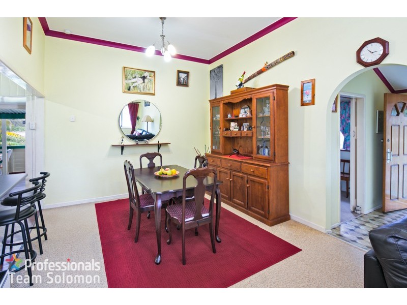 12 Oakland Avenue, Redland Bay QLD 4165