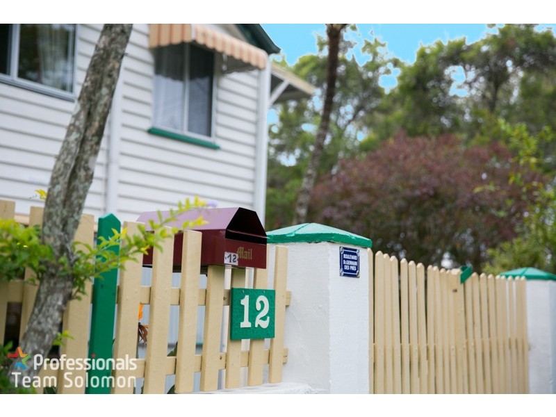 12 Oakland Avenue, Redland Bay QLD 4165