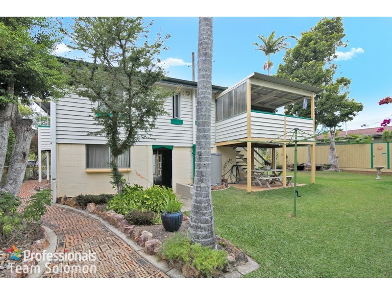 12 Oakland Avenue, Redland Bay QLD 4165