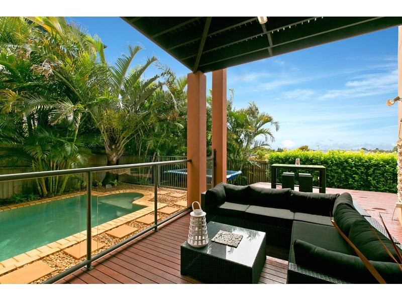 20 Hayman Street, Redland Bay QLD 4165