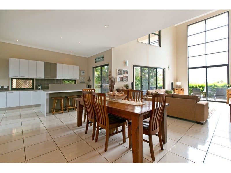 20 Hayman Street, Redland Bay QLD 4165