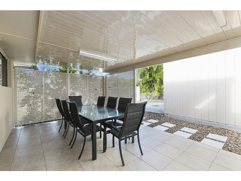 4 Guardsman Ave, Alexandra Hills QLD 4161