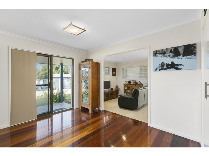 4 Guardsman Ave, Alexandra Hills QLD 4161