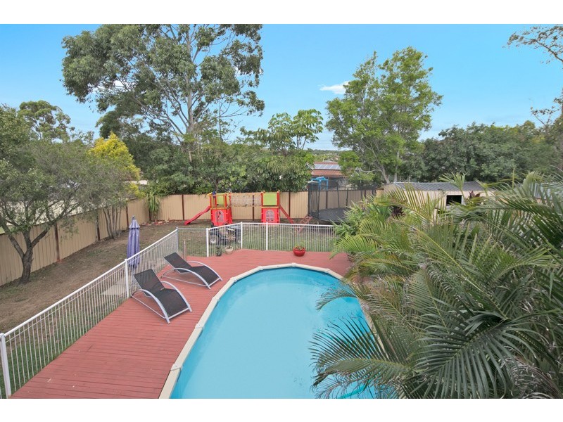 205 Redland Bay Road, Capalaba QLD 4157