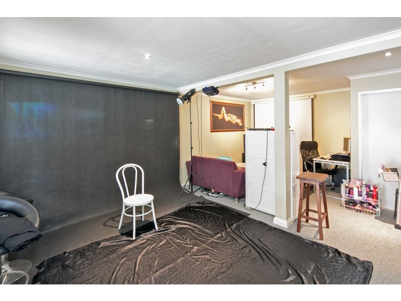 205 Redland Bay Road, Capalaba QLD 4157