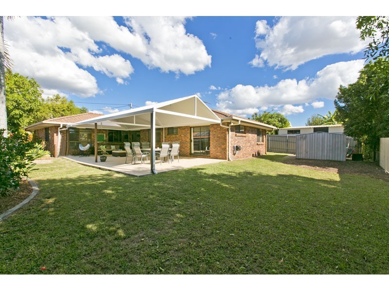 11 Dalrello Drive, Wellington Point QLD 4160