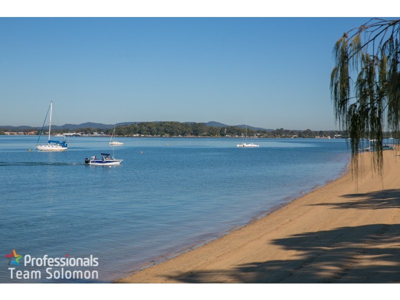 10 Carefree Street, Coochiemudlo Island QLD 4184