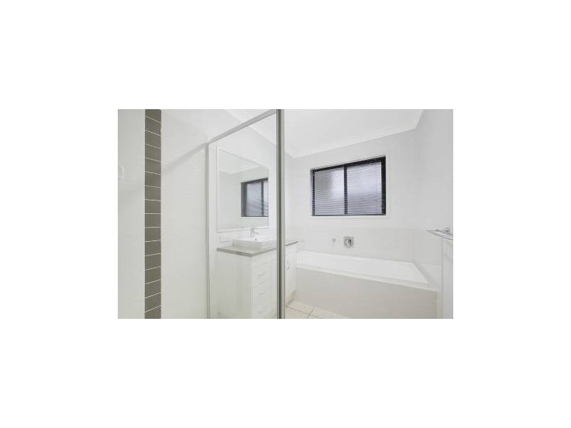 2/118 Beach Street, Cleveland QLD 4163