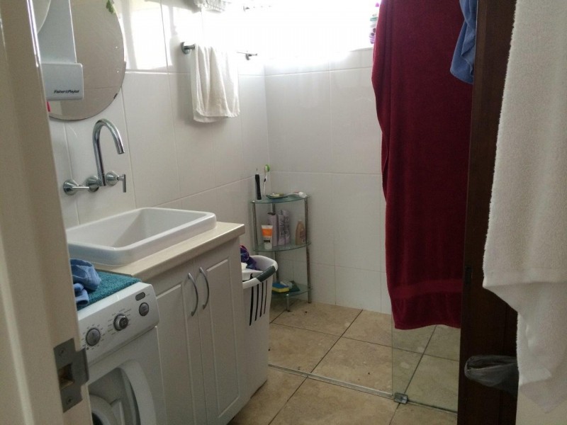 1/221 Middle Street, Cleveland QLD 4163