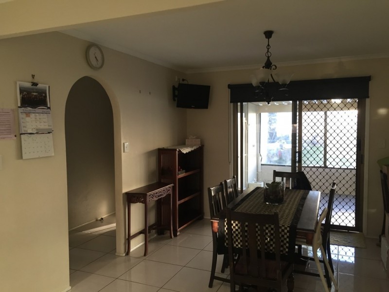 27 Bailey Road, Birkdale QLD 4159