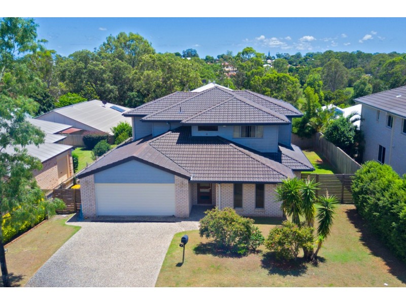 9 Hoskins Drive, Wellington Point QLD 4160