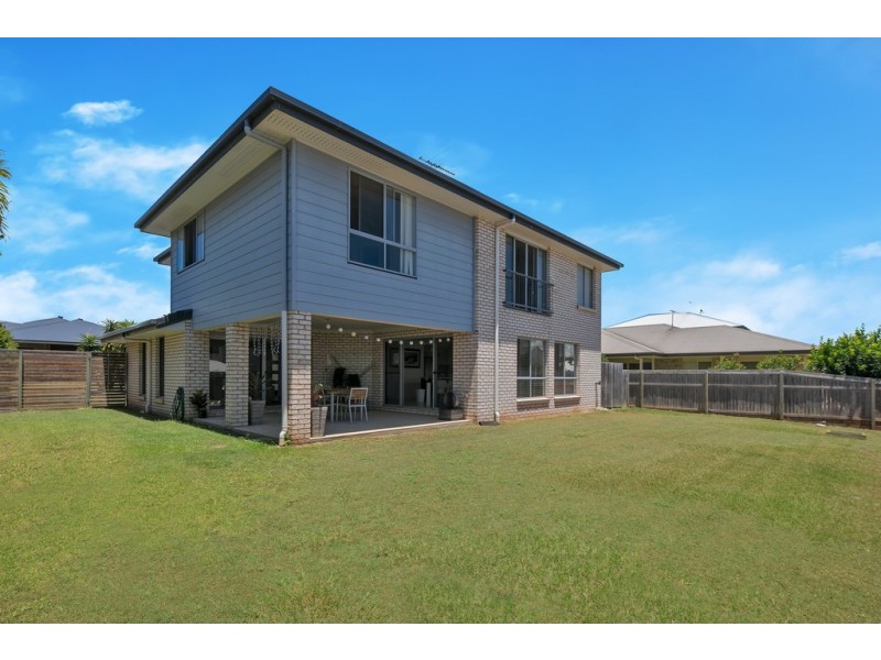 9 Hoskins Drive, Wellington Point QLD 4160