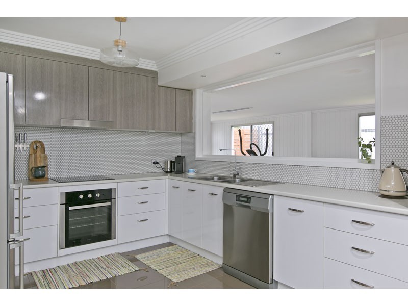 35 Hampshire Crs, Alexandra Hills QLD 4161