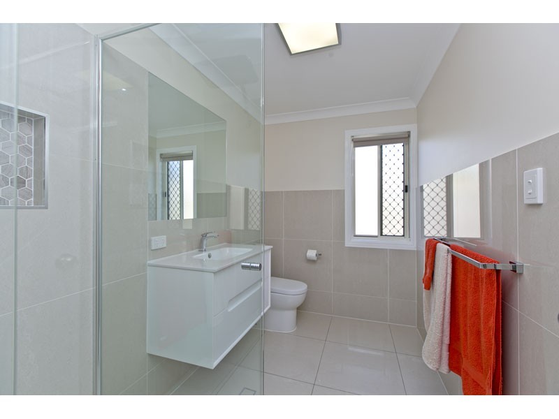 3 Helena Street, Wellington Point QLD 4160