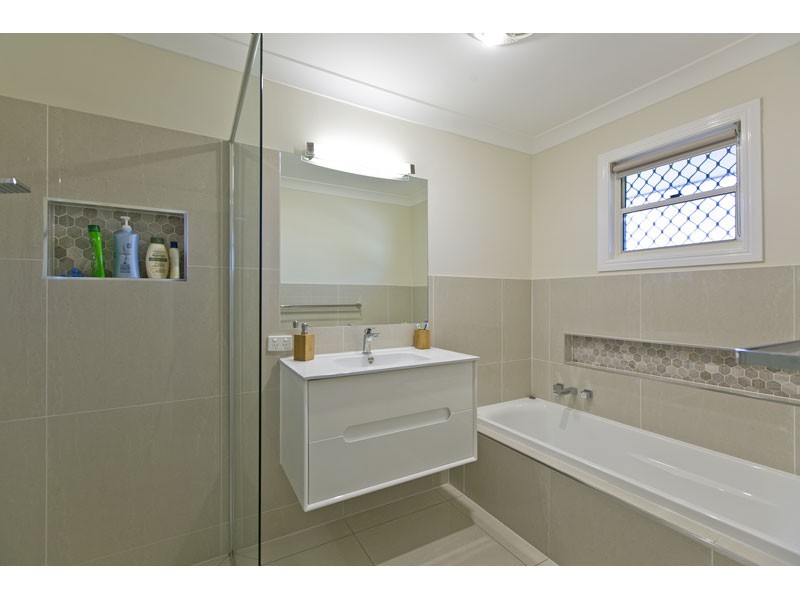 3 Helena Street, Wellington Point QLD 4160