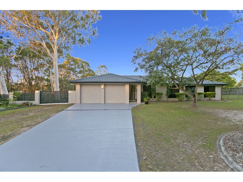 25 Swallow Street, Thornlands QLD 4164