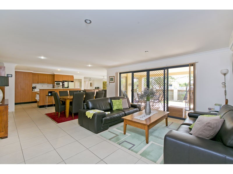 28 Whepstead Ave, Wellington Point QLD 4160
